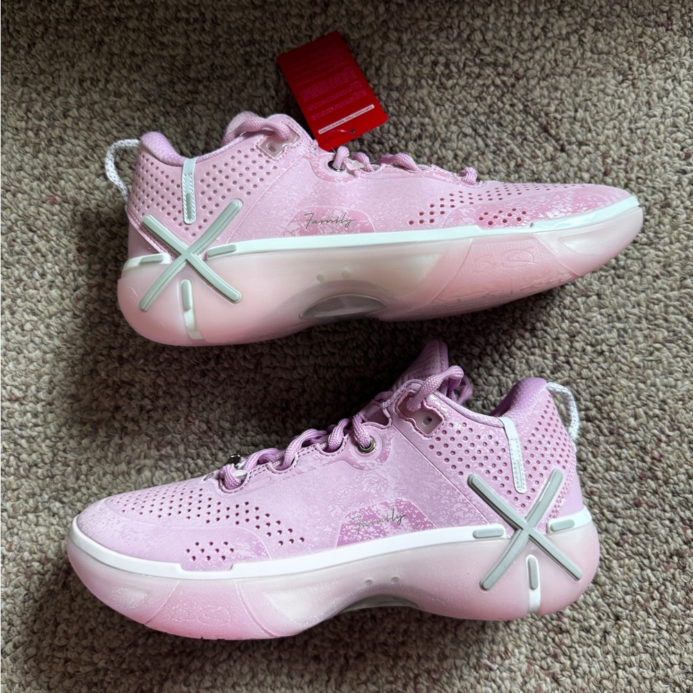 Wade Shadow 6 "Miami Night" size 6.5 never worn, pink